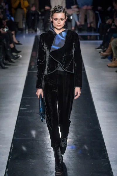 Look 41